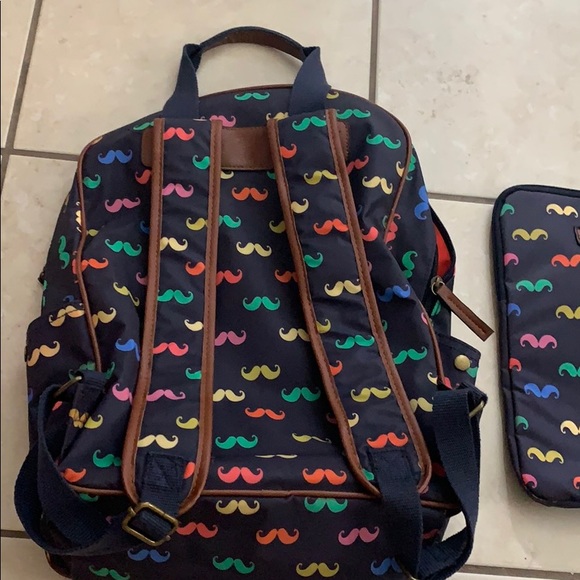 Backpack - Picture 4 of 4